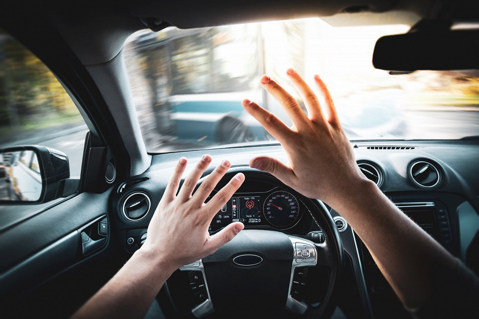 Автомобильная авария с участием автобуса, дтп