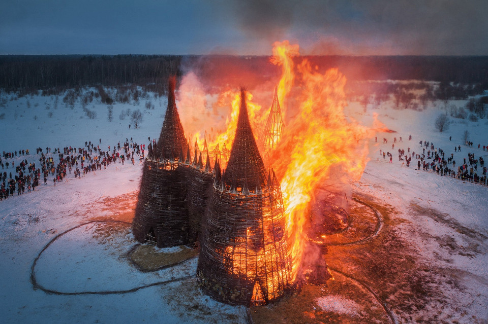 Народная игра в Никола-Ленивце, Калужская область