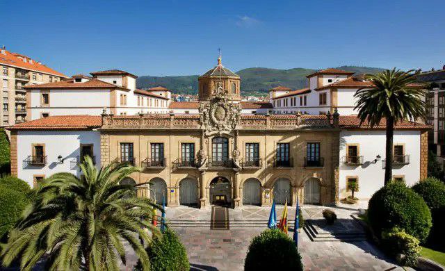 Hotel de la Reconquista.jfif