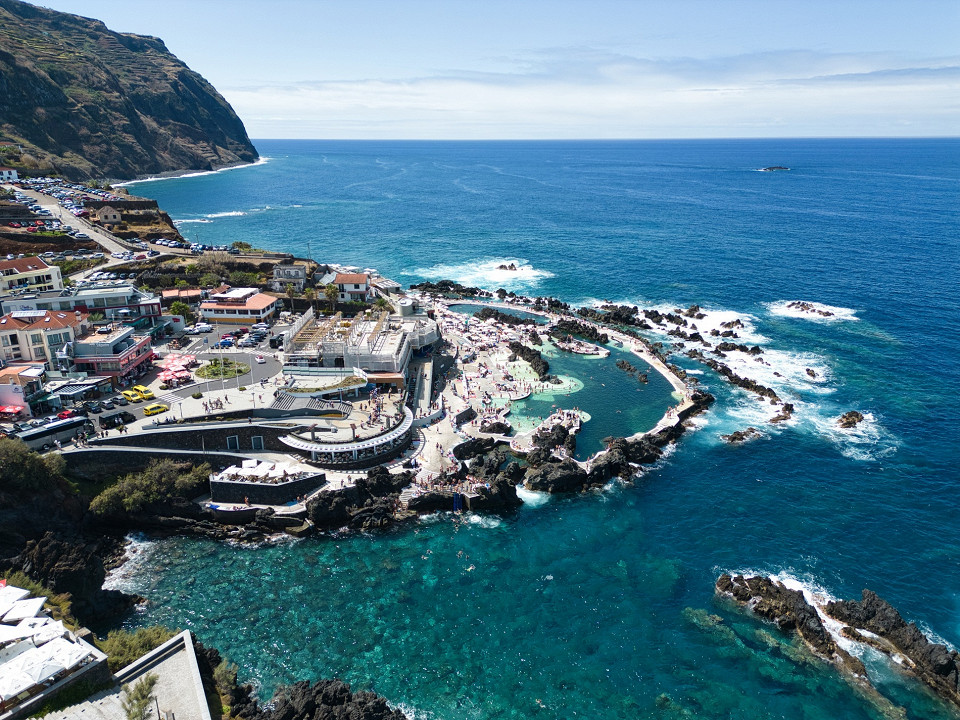 Piscinas Naturais de Porto Moniz, Мадейра, Португалия