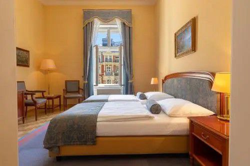 Grandhotel Pupp.jfif