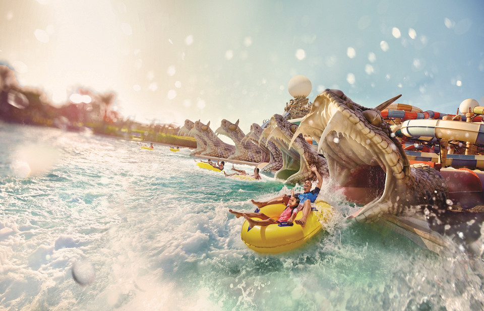 Аквапарк Yas Waterworld, Slithers Slides