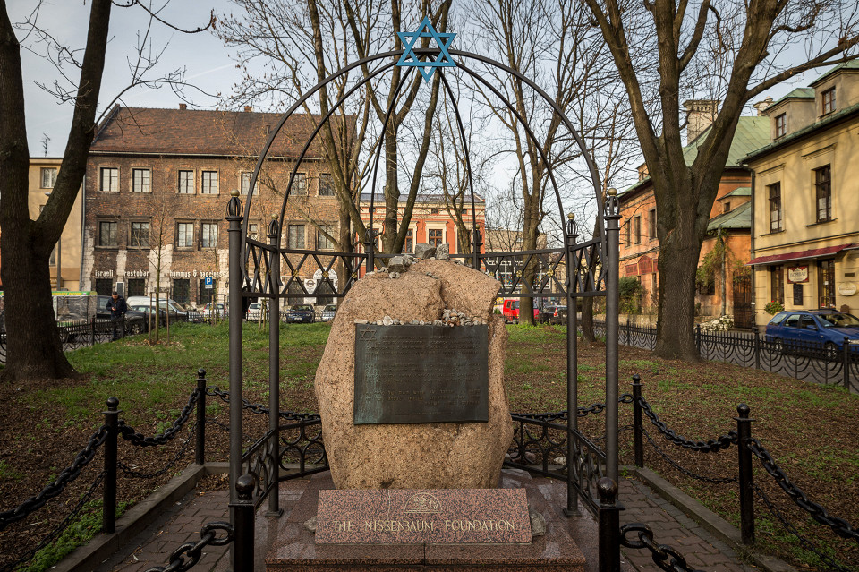 Памятник в квартале Казимежа