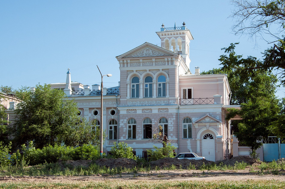 Дом купца М. А. Шелехова на Красной набережной, Астрахань