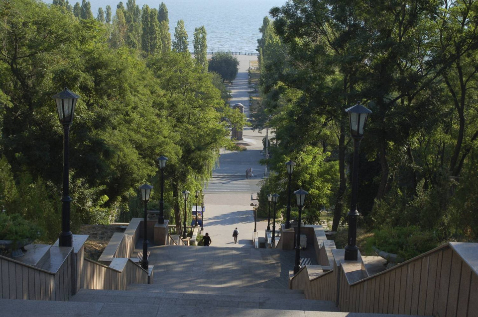 Каменная лестница (Депальдовская лестница) в Таганроге