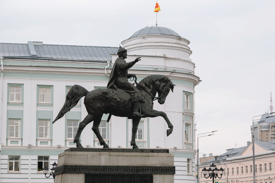 Памятник князю Михаилу Тверскому