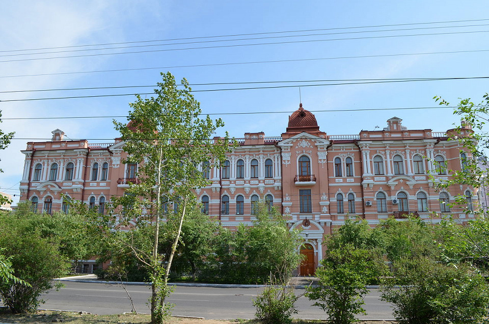 Дворец Шумовых, фасад