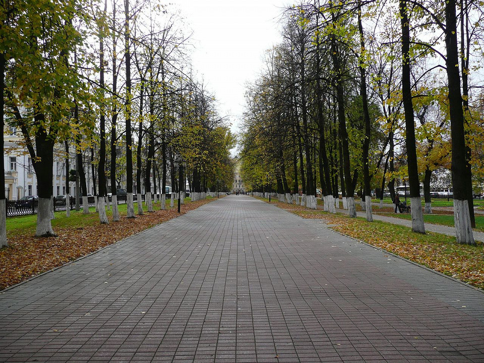 Первомайский бульвар в Ярославле