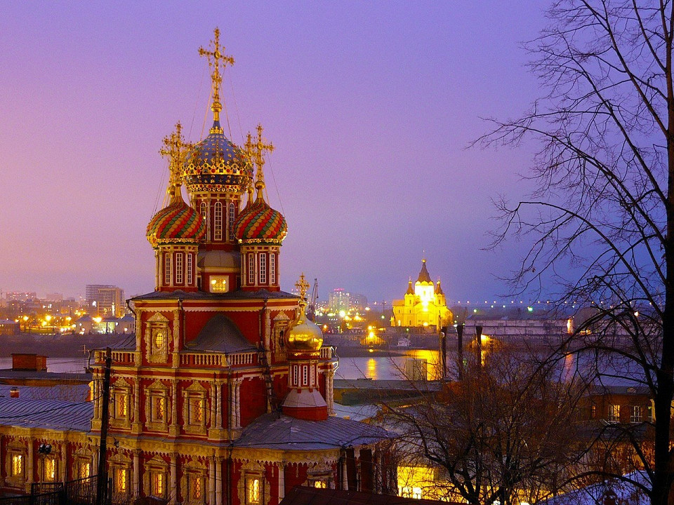 Рождественская церковь ночью, Нижний Новгород