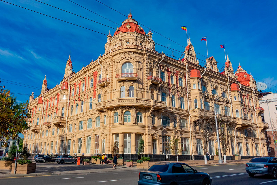 Городская дума на улице Большая Садовая