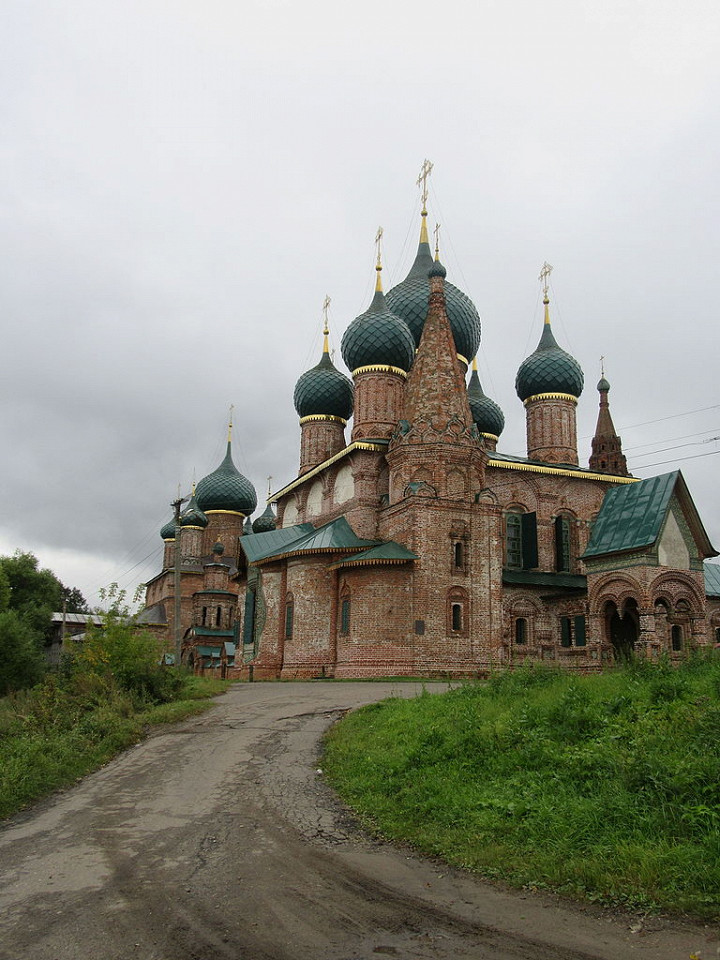 Вид на церковь Иоанна Златоуста, Ярославль