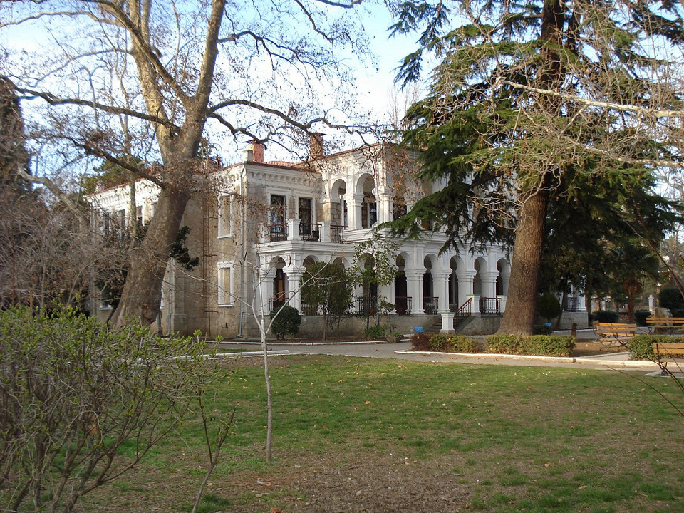 Дача купца Стахеева, Алушта