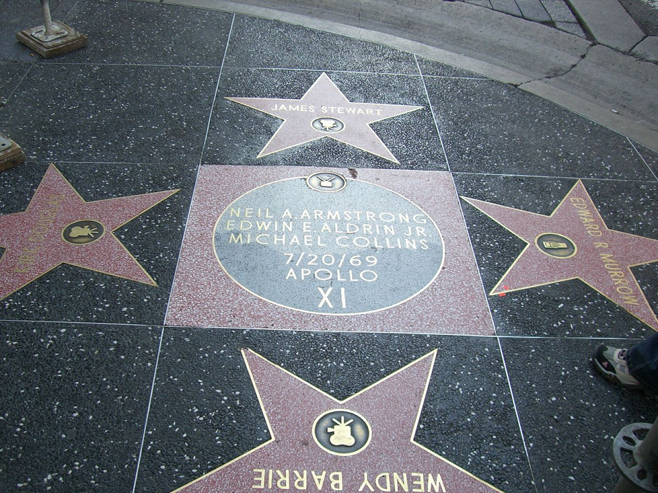 Аллея звезд Голливуда, знак Аполлона 11