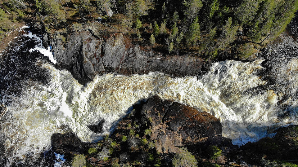 Водопад Куми
