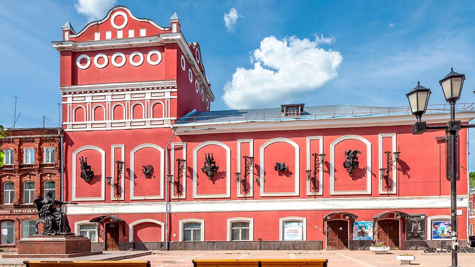 Что посмотреть по пути из Москвы в Петербург 13