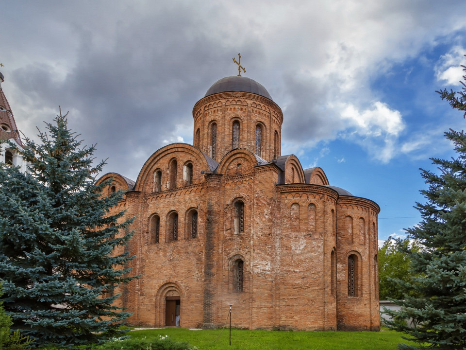 14 самых старых храмов России 3