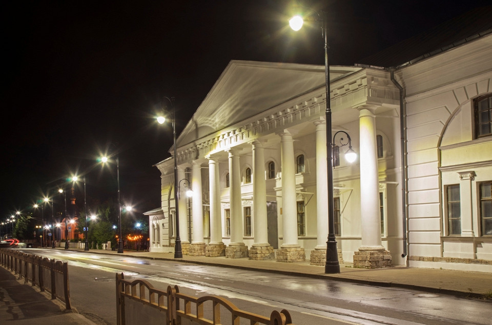 Старая хлебная биржа в Рыбинске, Россия
