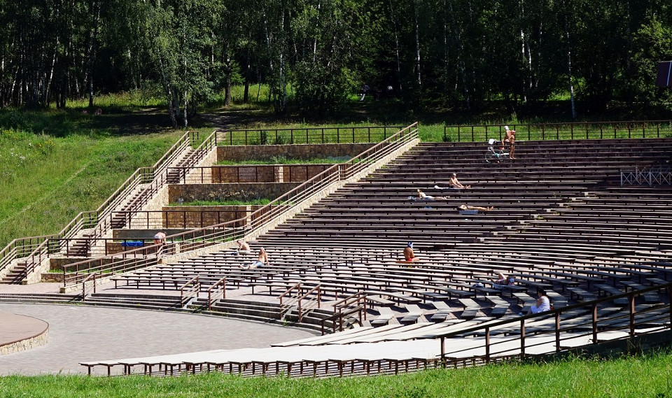Зеленый театр под открытым небом