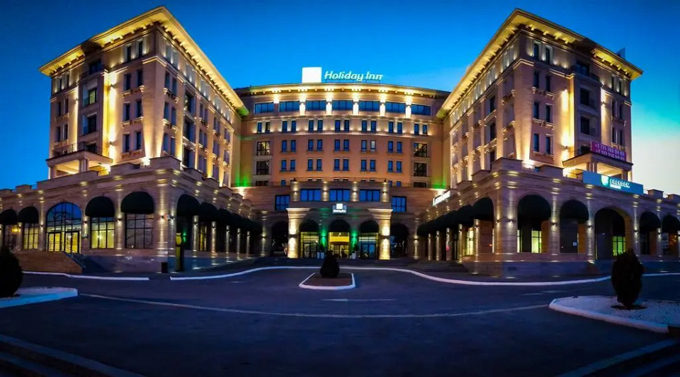 Holiday Inn Aktau Seaside
