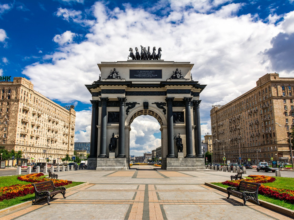 Триумфальные ворота в Москве 1