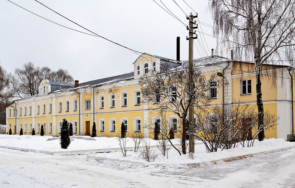 Никольский монастырь, келейный корпус