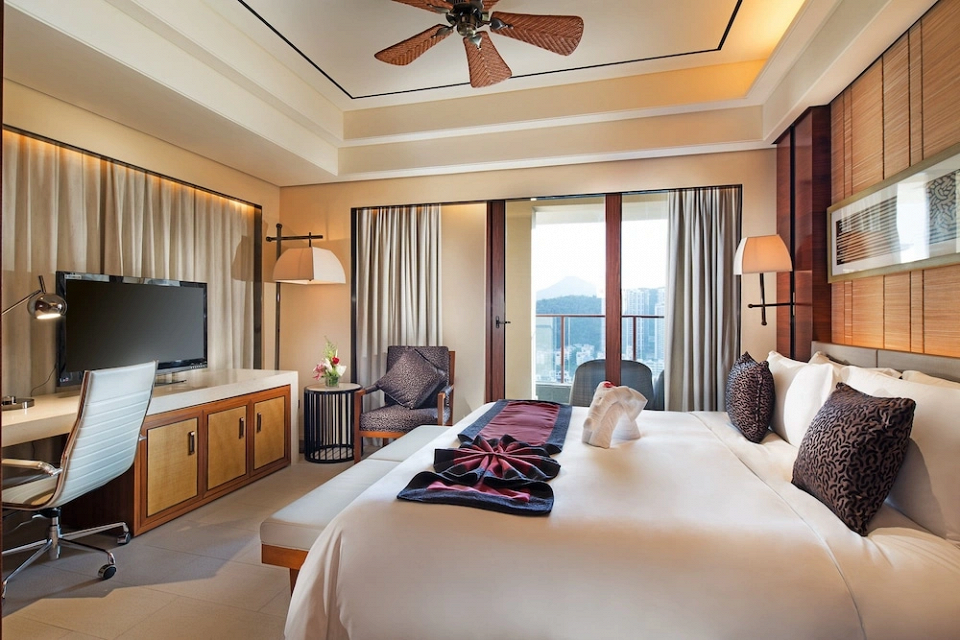 Crowne Plaza Sanya City Center1