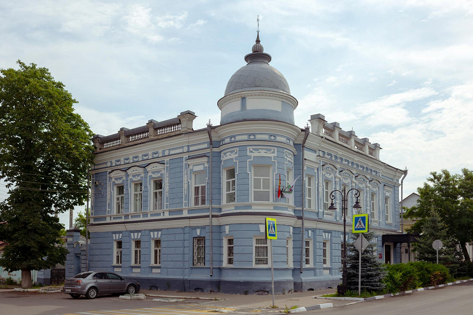 Здание в Павловске 4