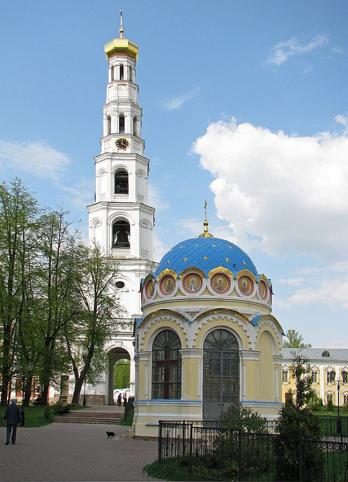 Николо-Угрешский монастырь, колокольня и часовня