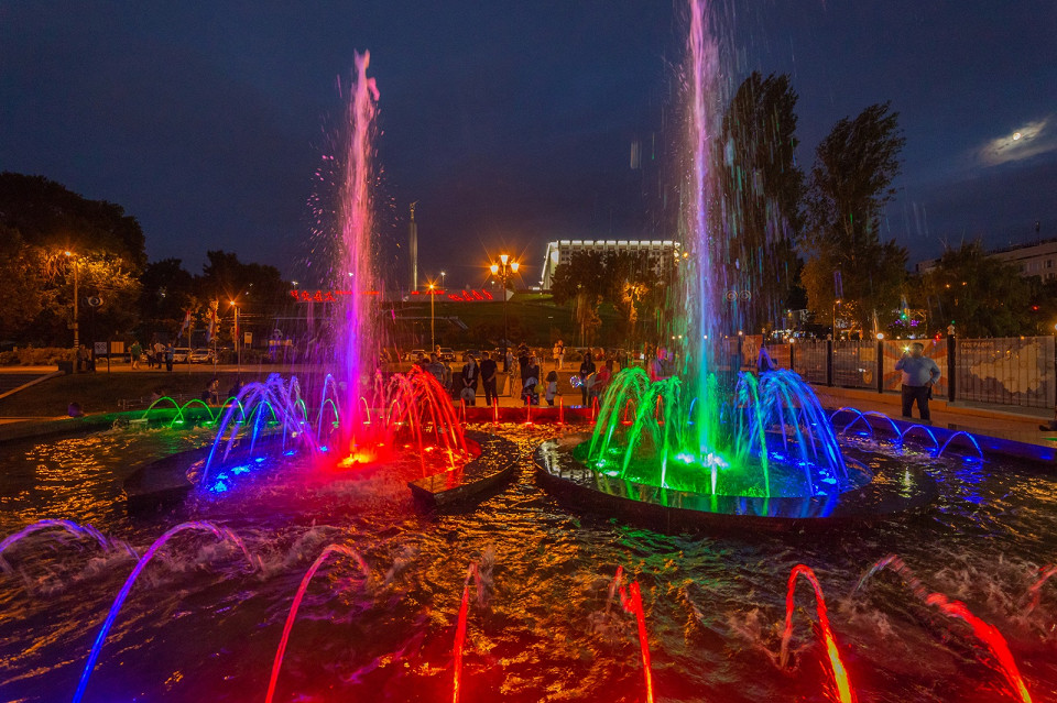 Поющие фонтаны Самары, Россия