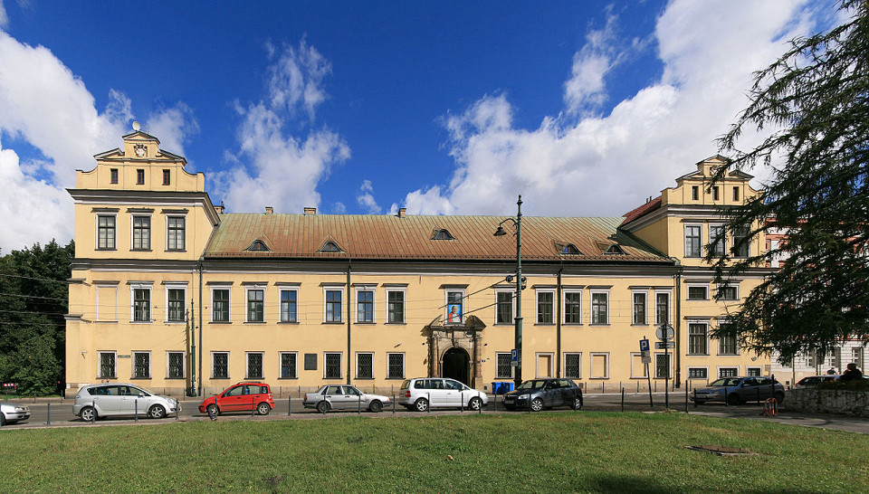 Дворец Епископа в Кракове