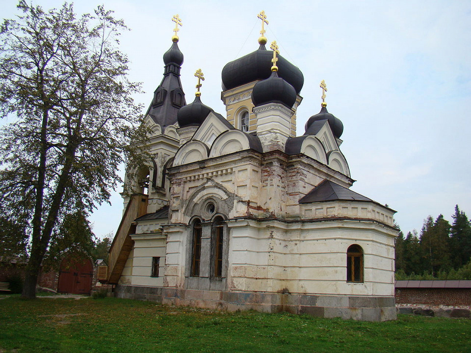 Коневский монастырь, часовня у Казанского скита