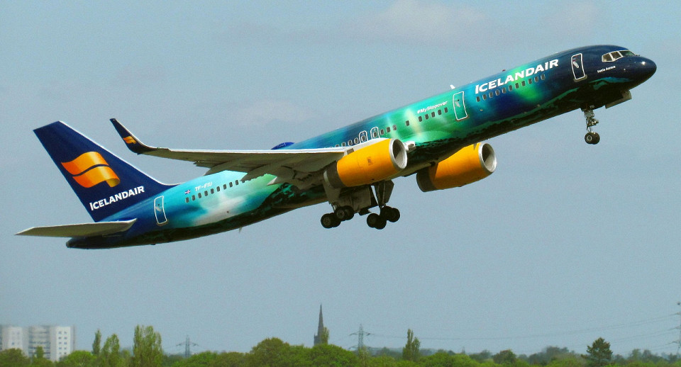 Boeing 757 Hekla Aurora, Icelandair исландская авиакомпания