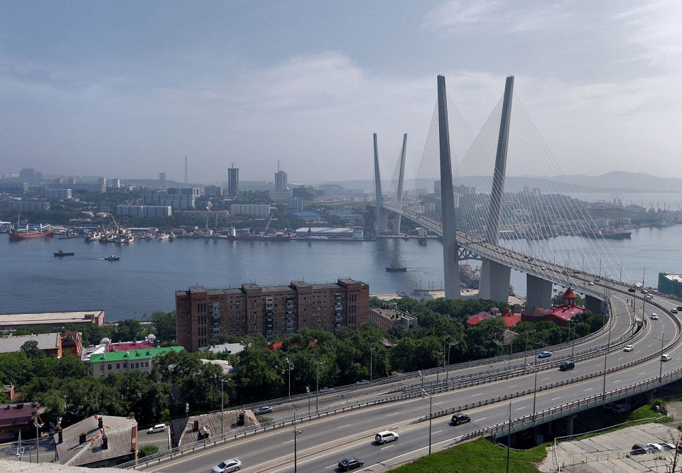 Владивосток, Золотой мост