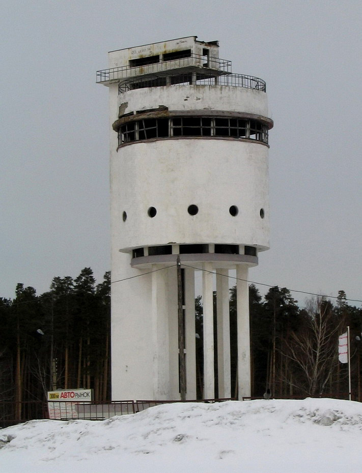 Белая башня в Екатеринбурге