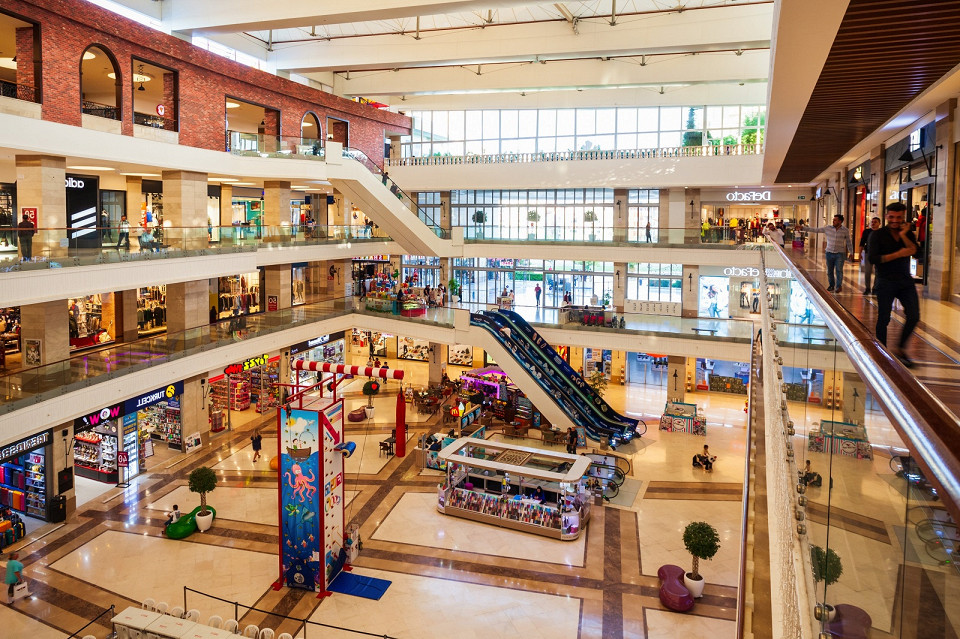 Nova Mall — торгово-развлекательный центр в городе Манавгат