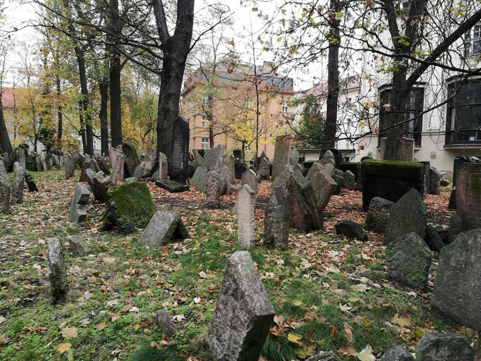 Еврейское кладбище в Праге
