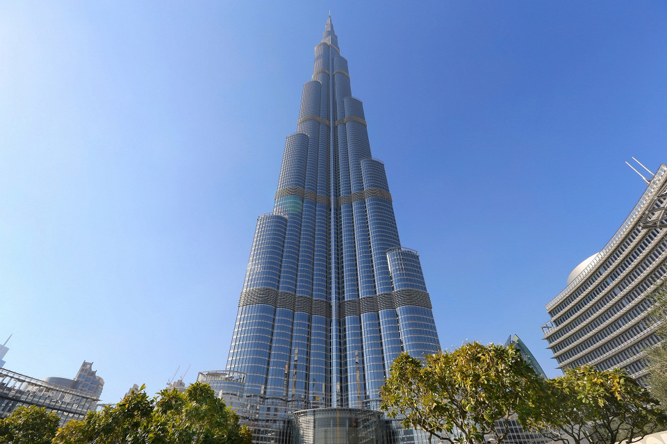 Burj Khalifa в центре Дубая