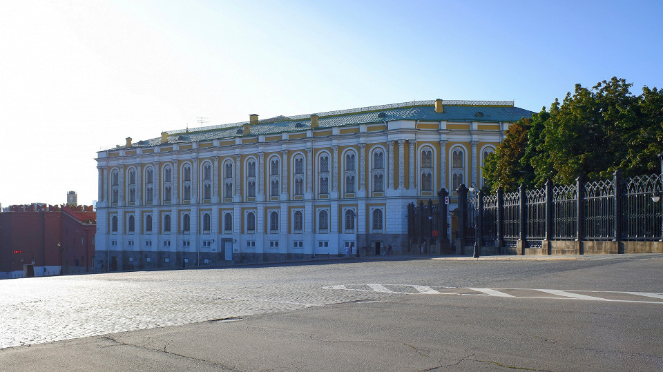 Здание Оружейной палаты Кремля, Москва