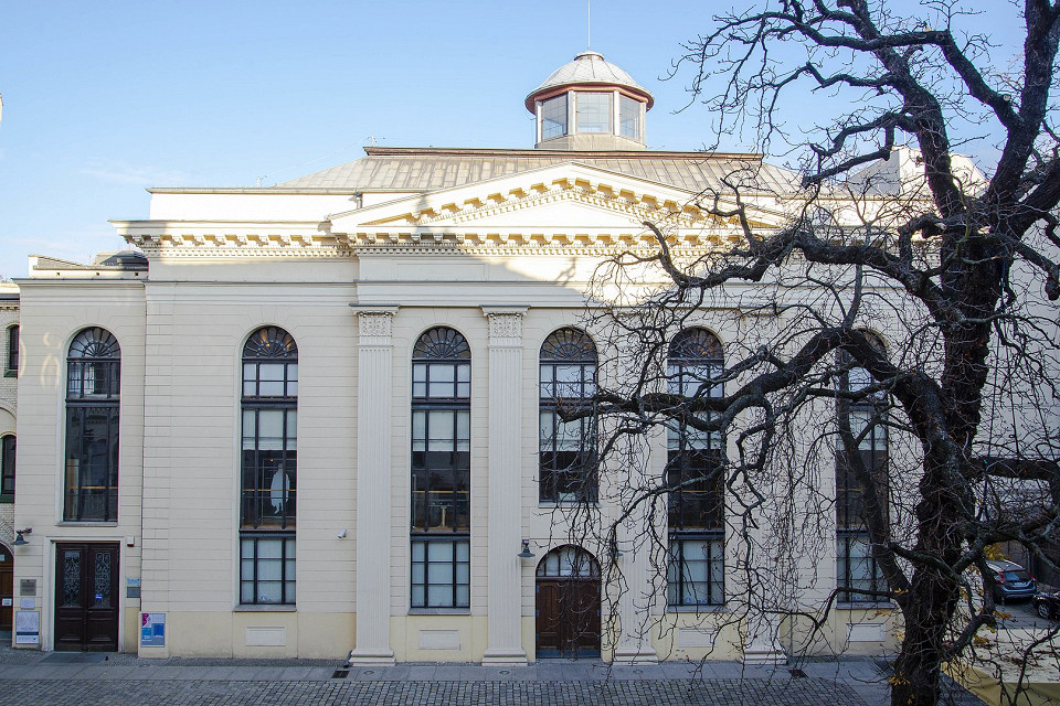 Синагога Под белым аистом во Вроцлаве