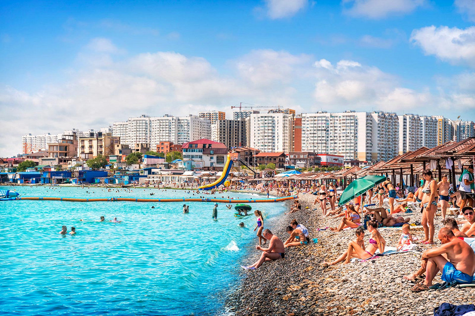 Пляж Алексино в Новороссийске
