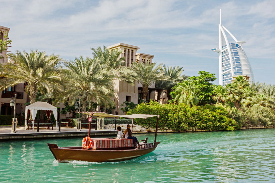 Красивый вид на Burj Al Arab