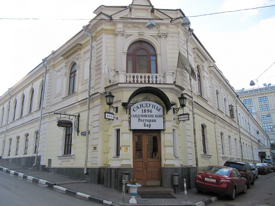 Сандуновские бани, нынешний вход