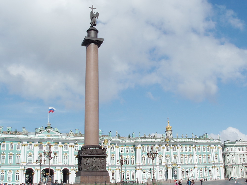 Александровская колонна в Санкт Петербурге