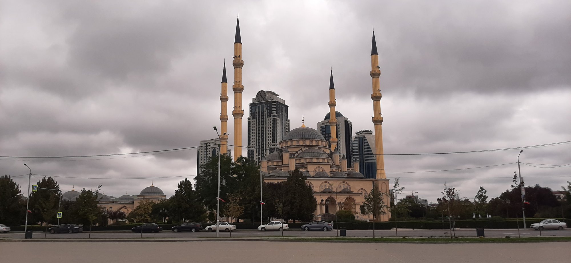 Экскурсии по Грозный-Сити в году🧭 цены от руб. на апрель—май года.