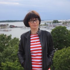 Лариса Хенинен