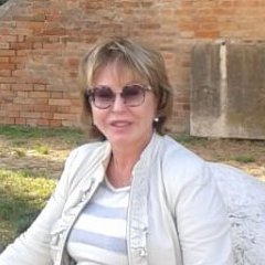 Елена Латышева