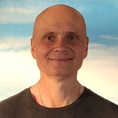 Василий Серпов