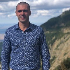 Валентин Армашу