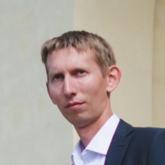 Дмитрий Артамонов