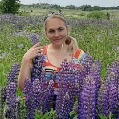 Елена Угрюмова